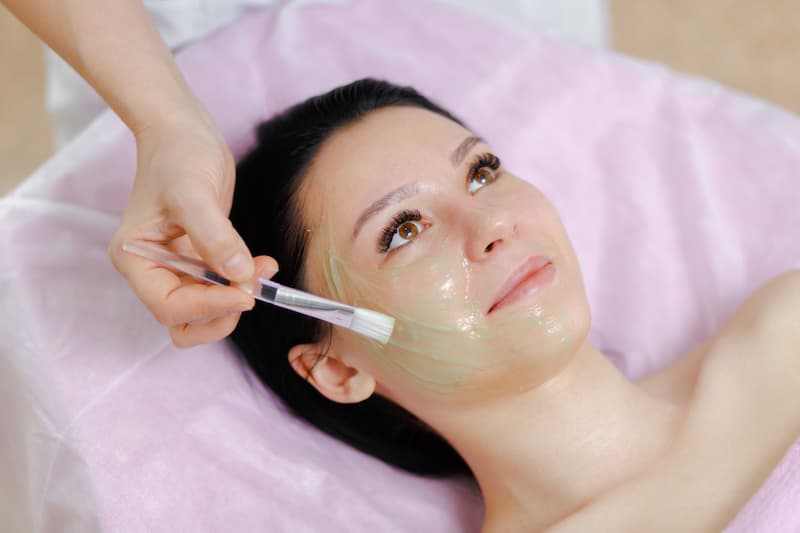 Porque o retinol causa descamação